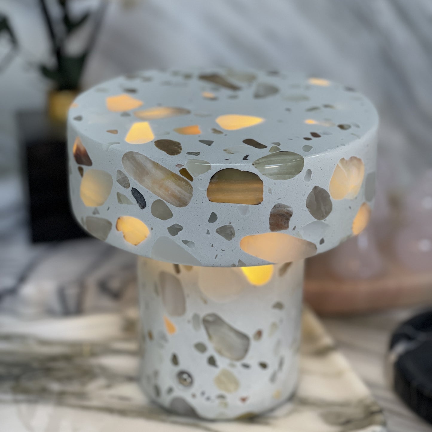 Noirra Marble Column Lamp