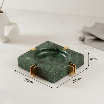 Moderner Luxus Quadratischer Marmor Aschenbecher – Massiver Stein mit Messingakzenten (2kg)