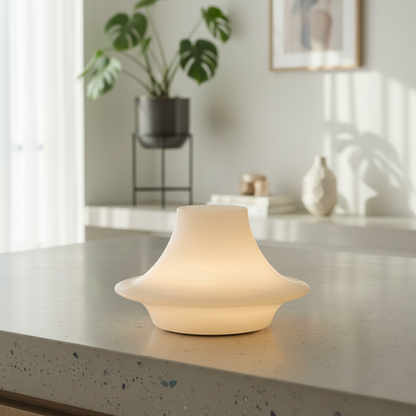 Oria Marmor Leuchtlampe – Massiver Stein mit Skulpturellem Design